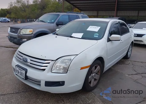 2008 Ford Fusion Se z USA, uszkodzony, nr VIN 3FAHP07Z68R191167